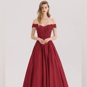 Ball Gown/Princess Off-Shoulder Satin Gown